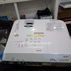 BRAND NEW  EPSON Projector Has remote and Bag Model name:  EB-x39Hardware interface: VGA, Price in Ethiopia
